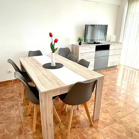 Apartmán Apartbeach Altamira Climatizado Muy Luminoso Y Vistas Playa