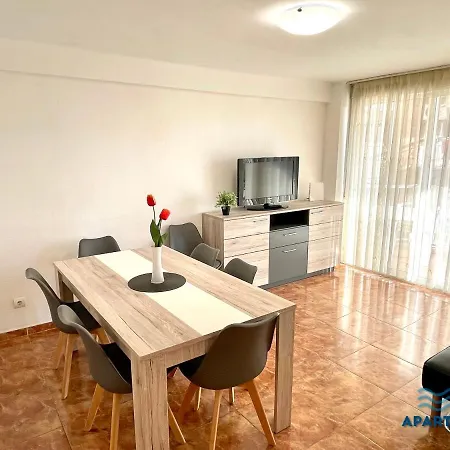 Apartbeach Altamira Climatizado Muy Luminoso Y Vistas Playa Apartment